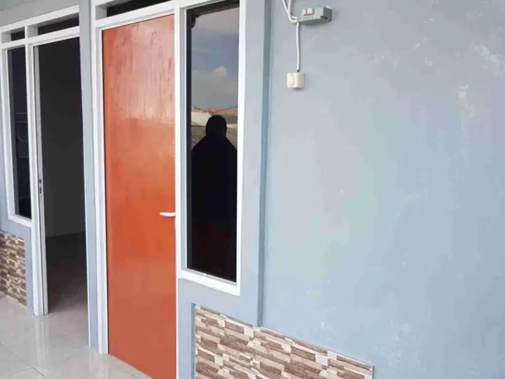 Dijual Murah Rumah Kontrakan langsung Menghasilkan dekat Stasiun KRL Depok dan tol Kukusan Depok