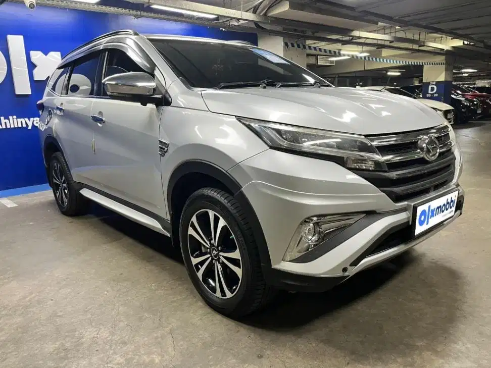 DP RENDAH - Daihatsu Terios 1.5 R Deluxe Bensin-MT 2018 S7RC