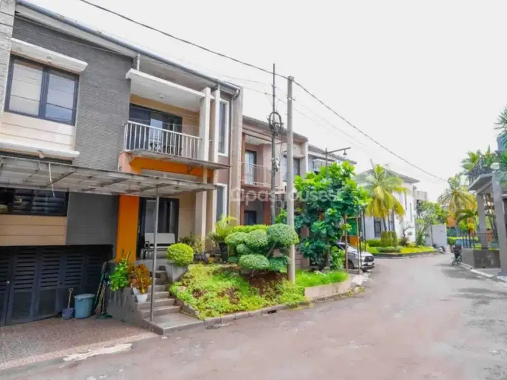 Jual Rumah di Komplek The Limo Residence  dekat pintu tol Cinere luas  133 m2
