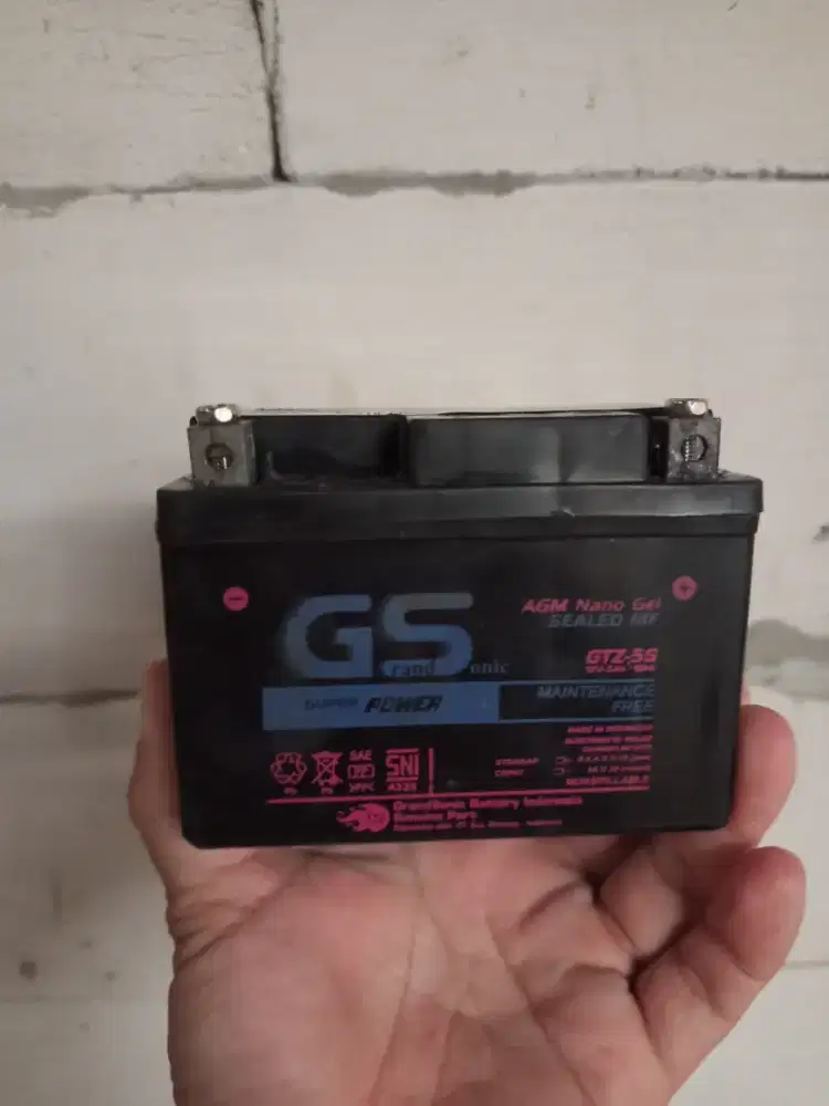 aki motor 5amper merk GS