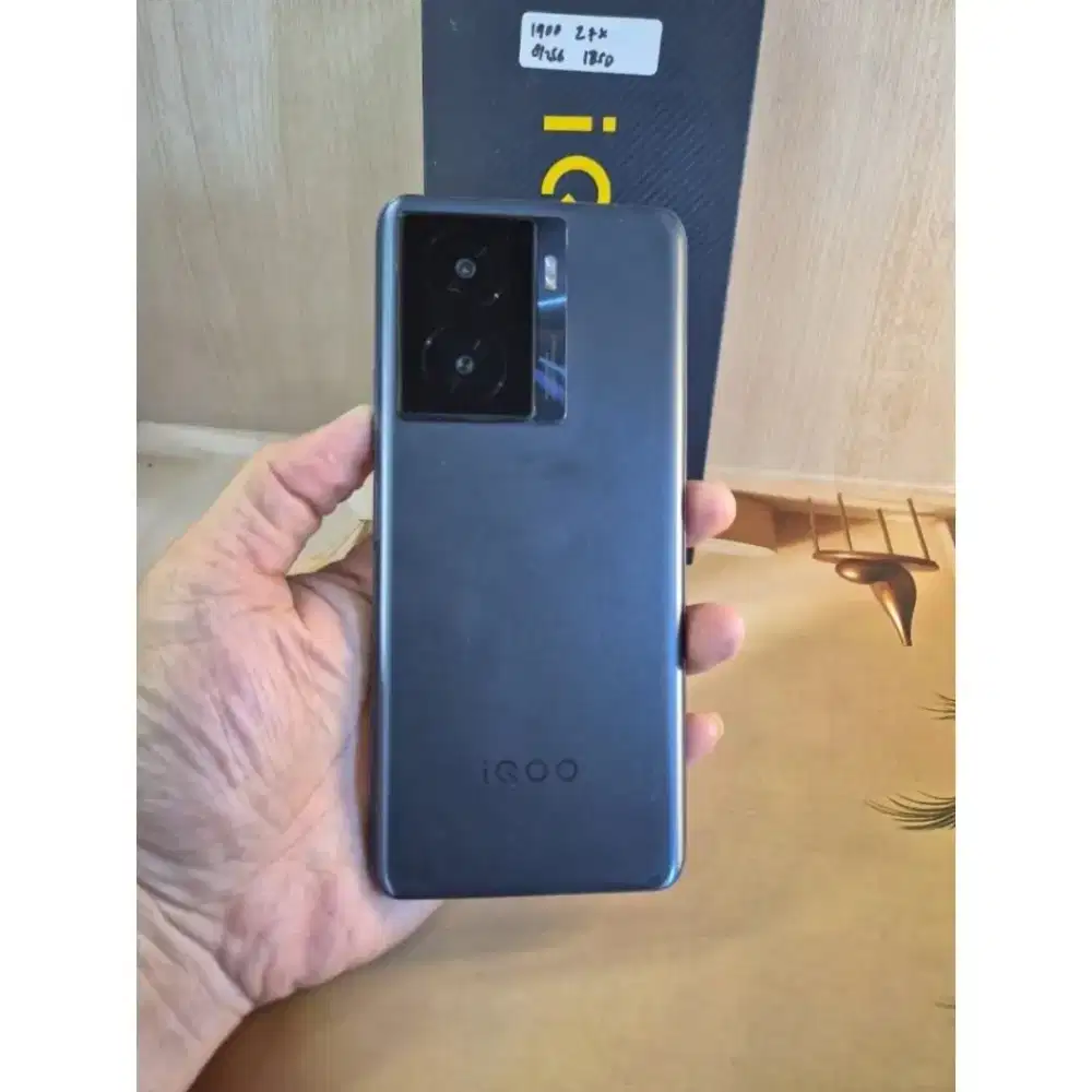 Iqoo Z7x 8/256 Fullset