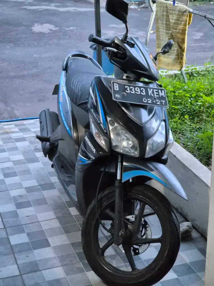 Vario 2012 nego