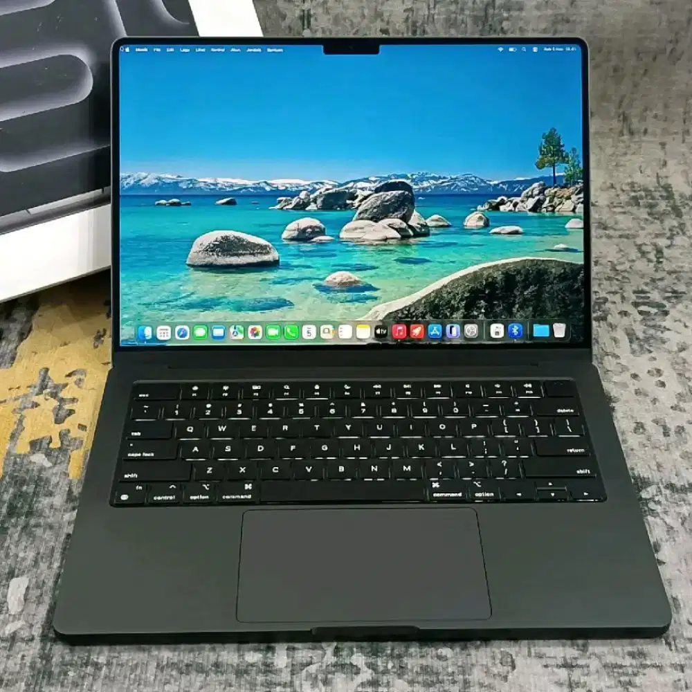MacBook Pro 14 M4 2024 16GB 512GB Black Fulset iBox Garansi ON 2026