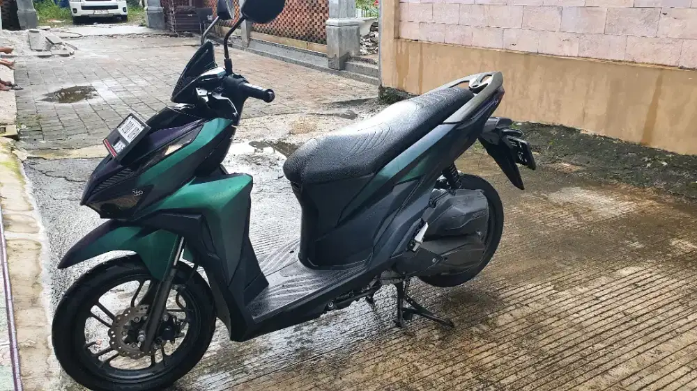 Vario 150 LED keyless hijau bunglon