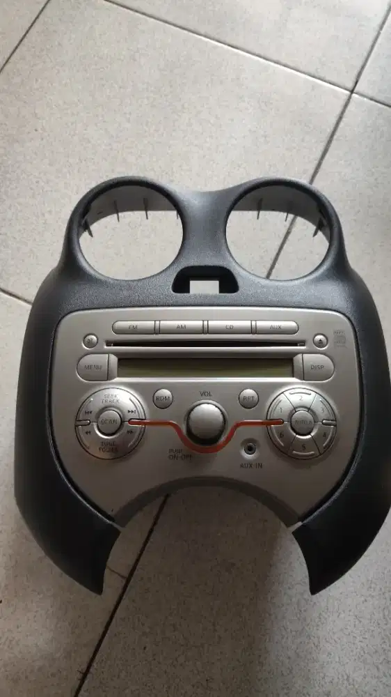 head unit ori nissan march 2011