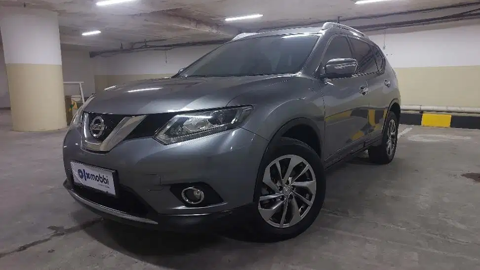 Garansi Mesin 1th Nissan X-Trail 2.0 CVT Bensin-AT Abu 2015
