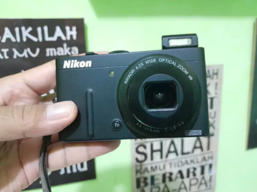 Kamera Nikon P310