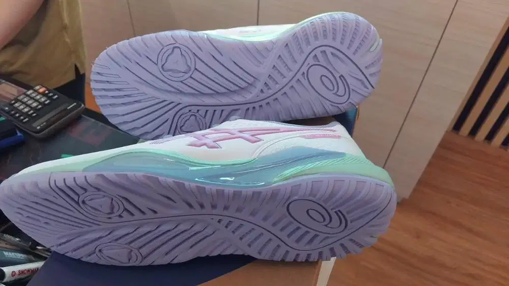 Sepatu asics Gel Challenger 15 women