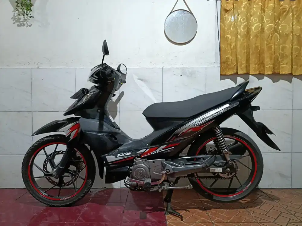 Shogun RR tahun 2009/tt boleh gan cash lebih bagus