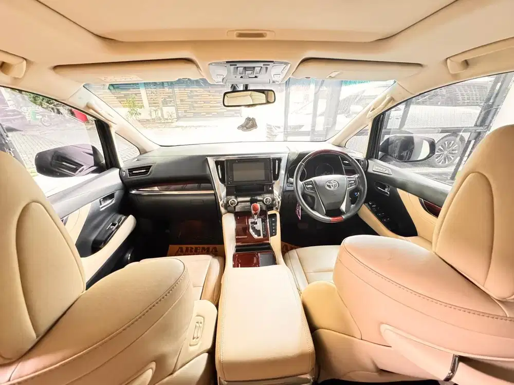 Toyota Alphard 2015 Bensin
