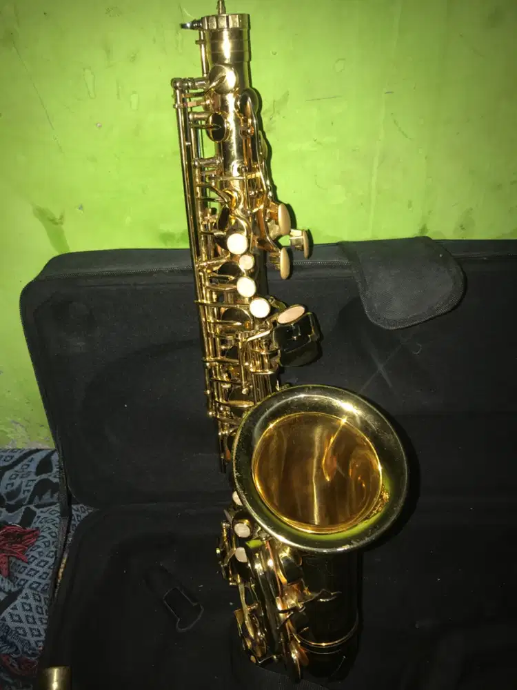 Jual barang alat musik soxsofon Grace model AS700S