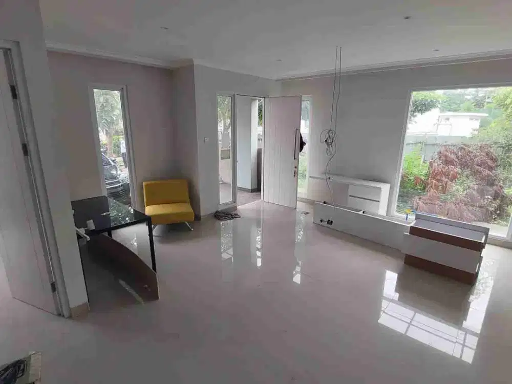 Dijual rumah hook latigo village lokasi strategis cocok buat hunian keluarga besar