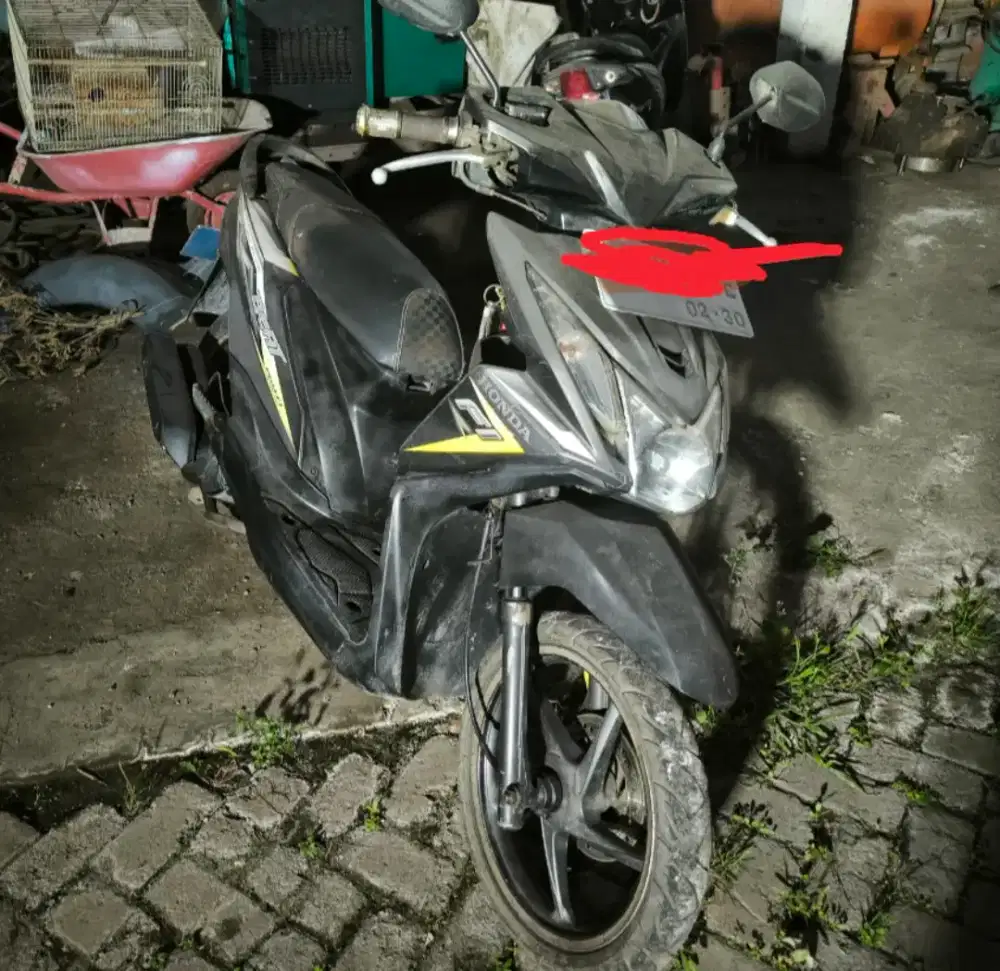 Jual Honda beat THN 2013 murah