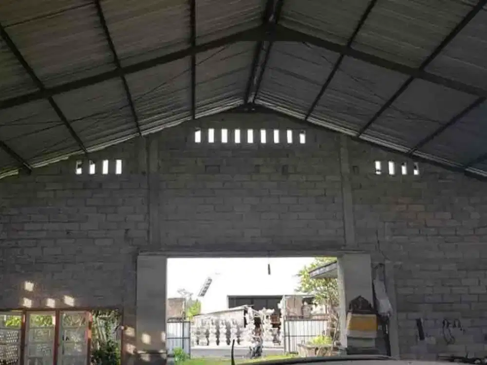kontrakan gudang Mengwi timur
