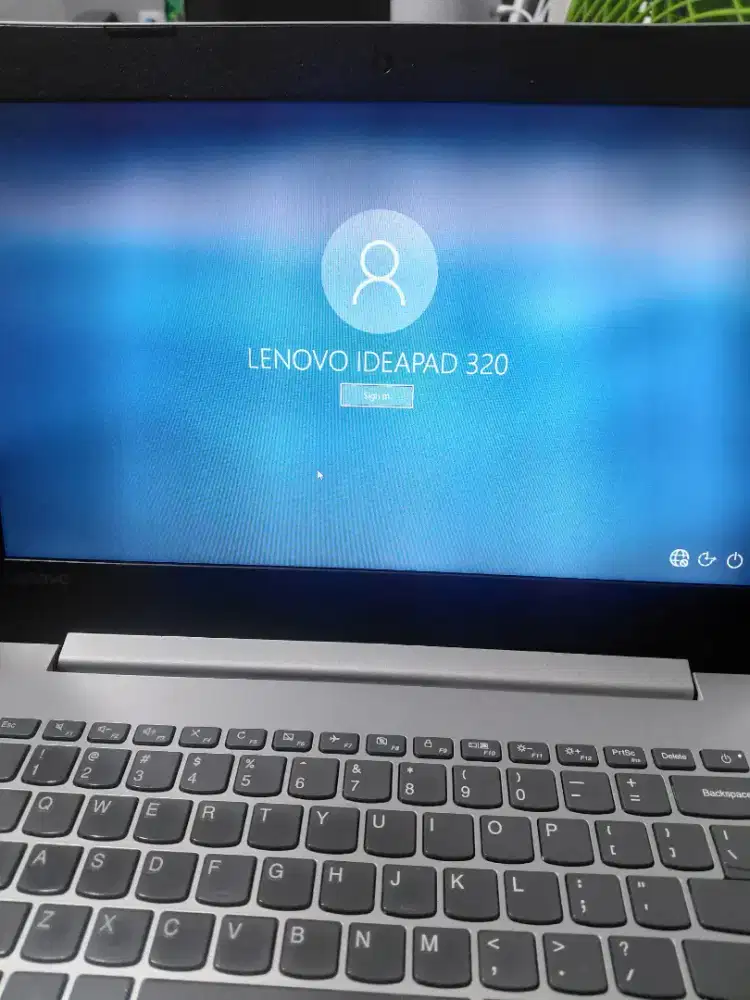 Laptop Murah Lenovo IDEAPAD 3210 Core i3, RAM 4Gb, 64 Bit