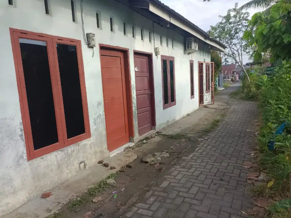 Di jual rumah sewa 3 pintu