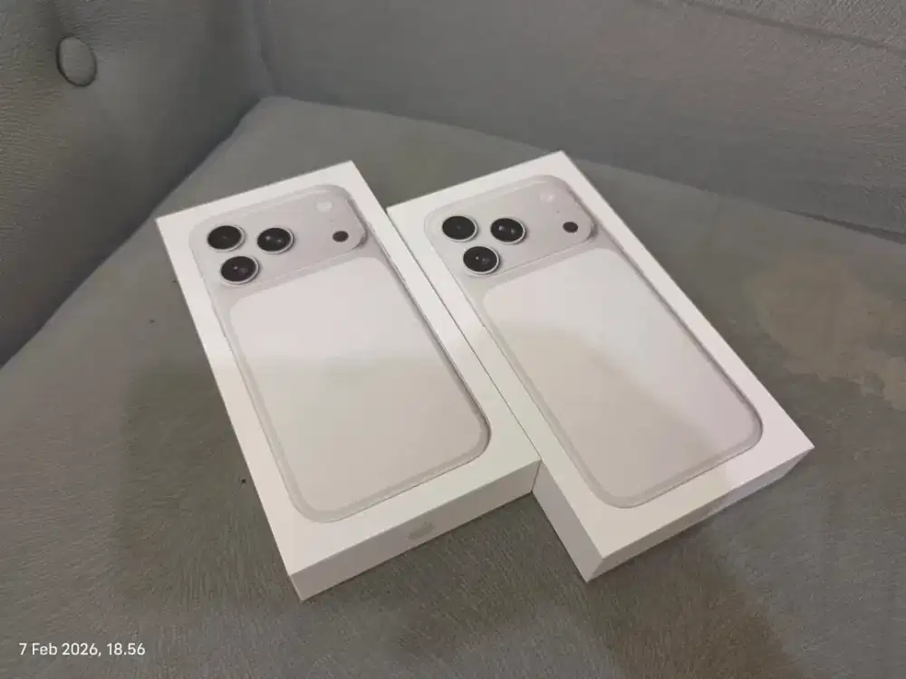 iPhone 17 pro silver New iBox