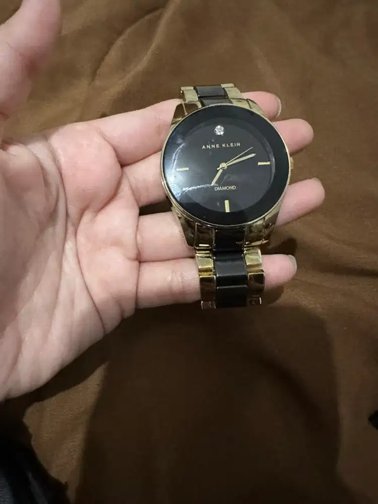 Jam Tangan Anne Klein Gold Woman