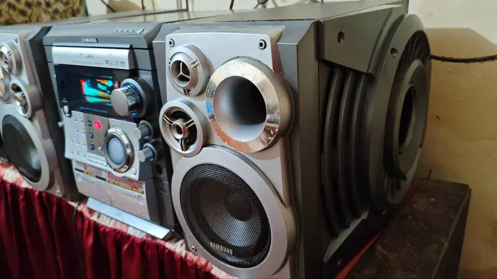 Compo samsung built in subwoofer, suara mantap