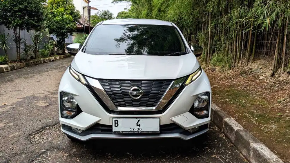 Nissan Livina VL A/T 2019/2020 – Tangan 1 – Pajak Panjang