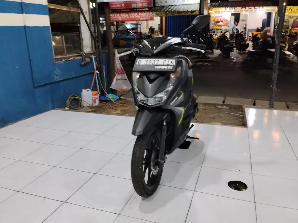 JUAL HONDA BEAT DELUXE 2020 MULUSS