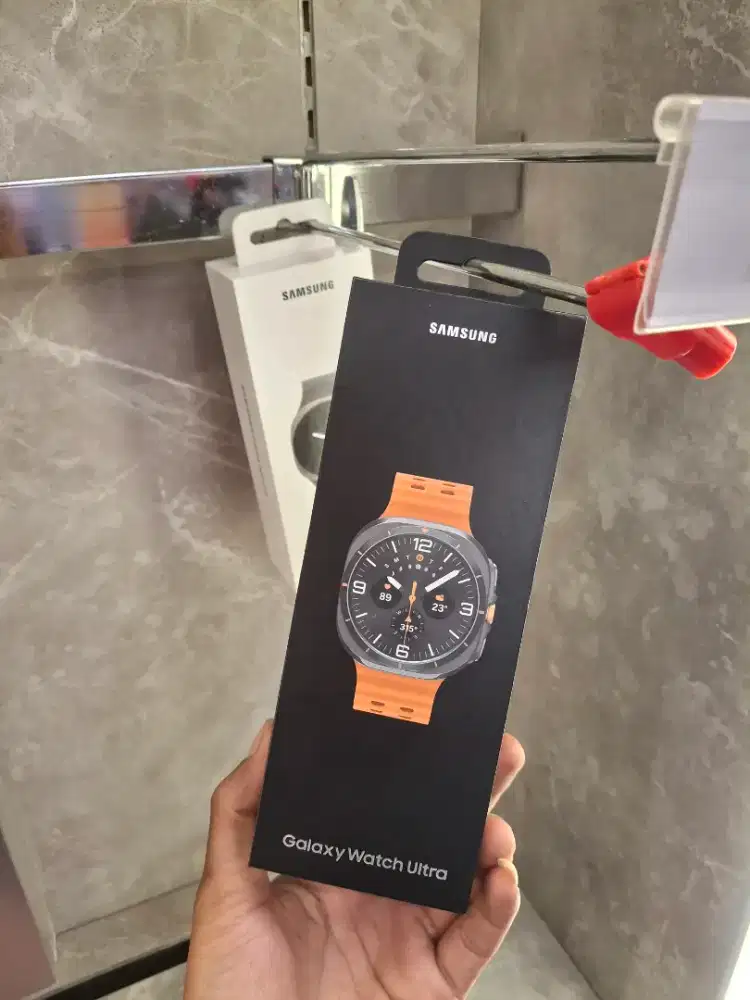 SAMSUNG WATCH ULTRA 47MM DISKON 2 JUTA WARNA GRAY/STRAP ORANGE LIMITED