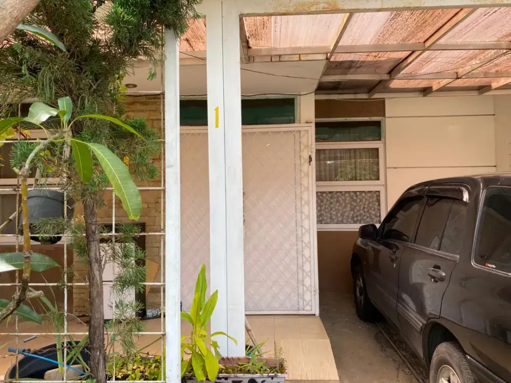 Rumah Nyaman di Sariwangi Highland Posisi Depan