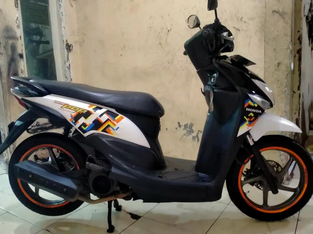 Honda Beat pop pajak hidup lengkap sehat keterangan detail dibawah