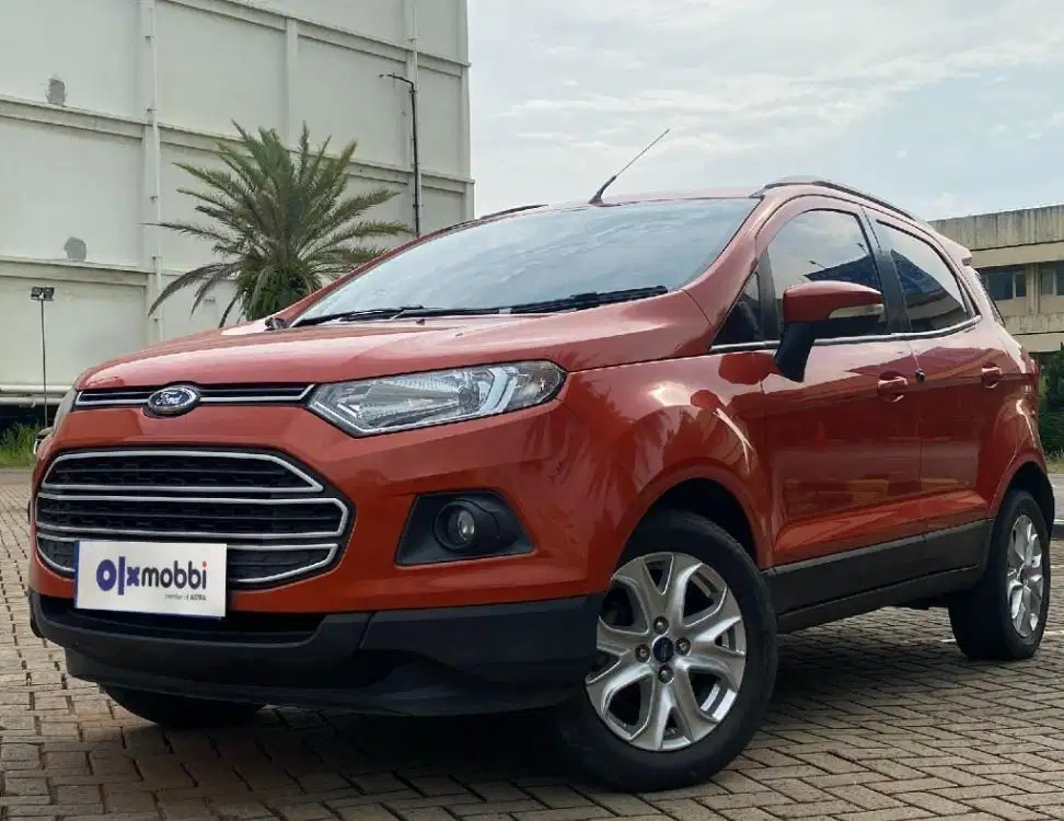 TERMURAH Ford Eco Sport 1.5 Trend Bensin-AT Merah 2015
