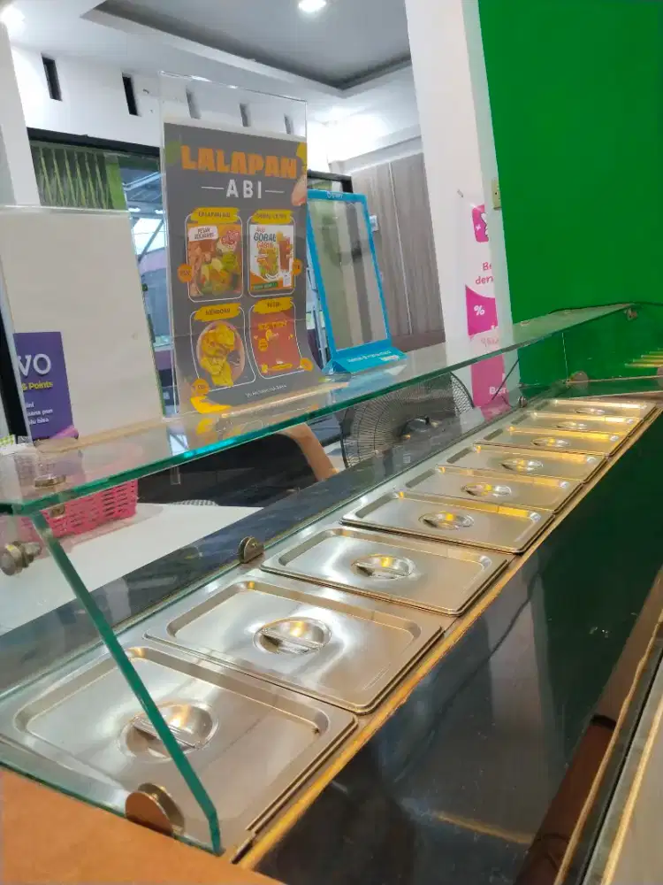 Etalase Pan Salad Buah Sayur