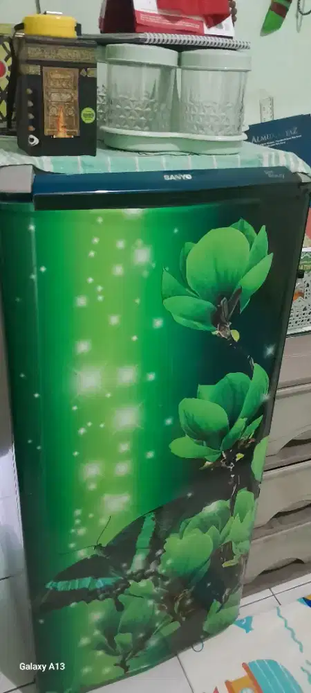 Jual kulkas sanyo bekas terpakai