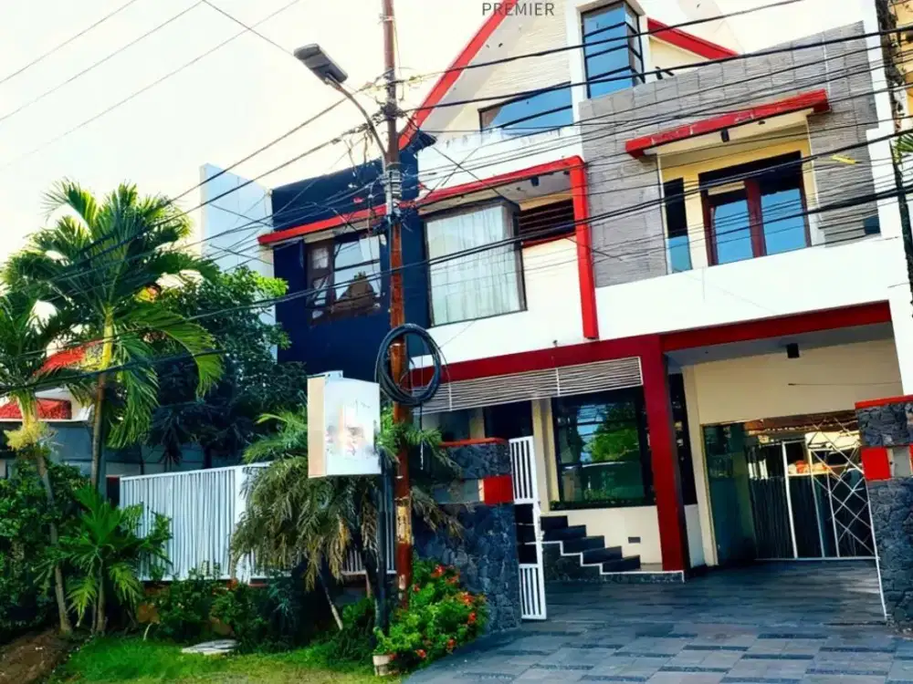 Dijual Rumah Mewah di Bunga Bunga Lowokwaru Malang