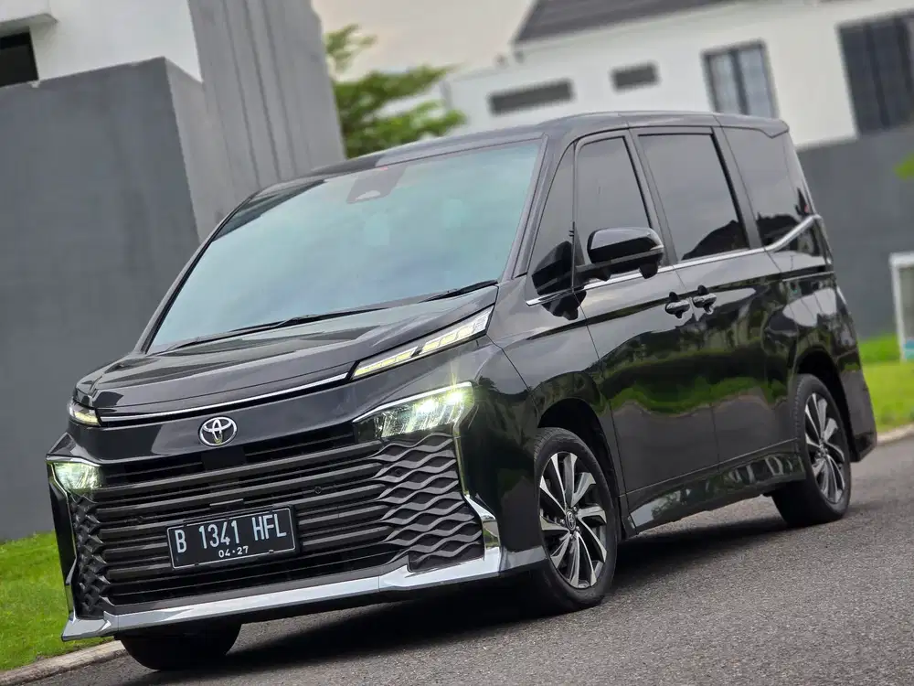 ‼️KM40rb‼️ Toyota Voxy 2022 Termurah