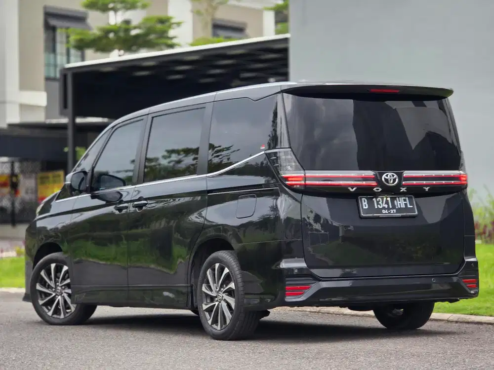 ‼️KM40rb‼️ Toyota Voxy 2022 Termurah