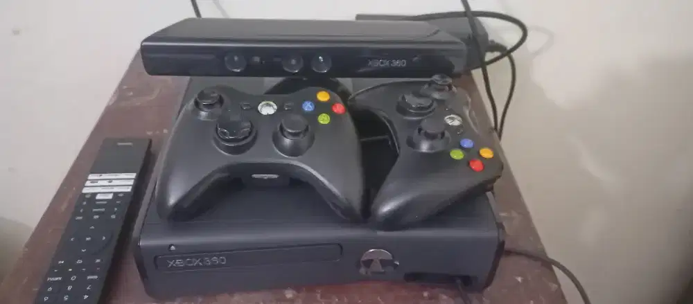 Xbox 360 RGH + KINECT bs pakai hardisk nego tipis