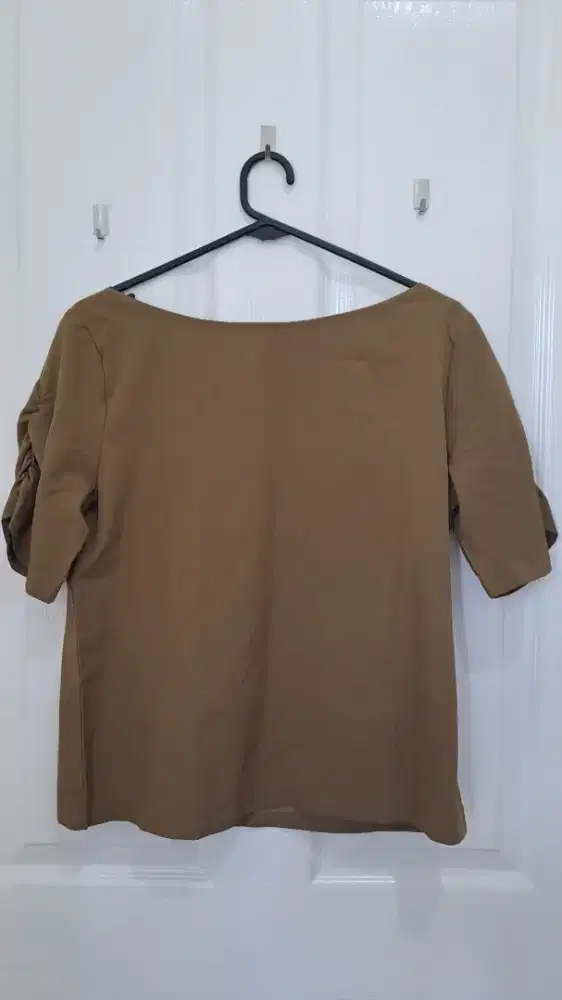 Blouse Wanita Hijau Army