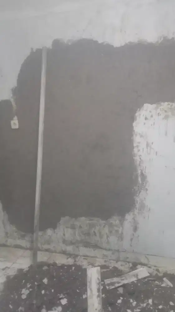 Saya tukang berpengalaman sedang mencari pekerjaan