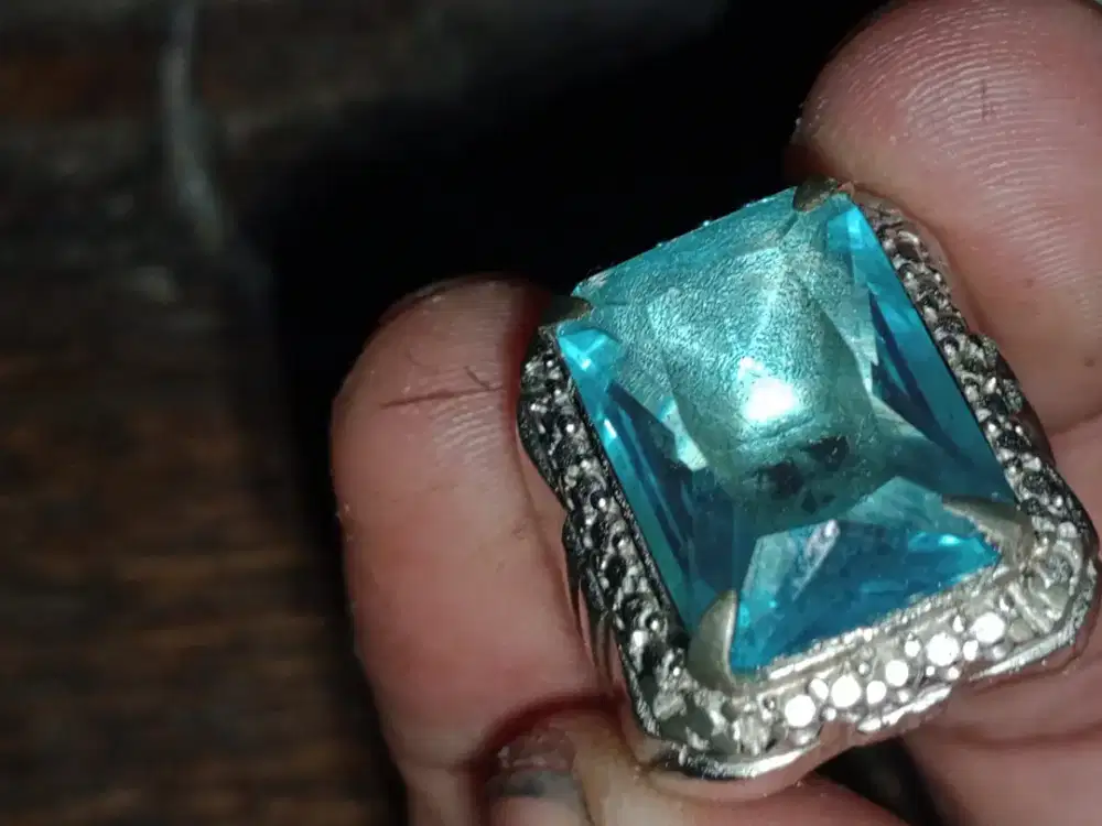 Blue topaz ada memo