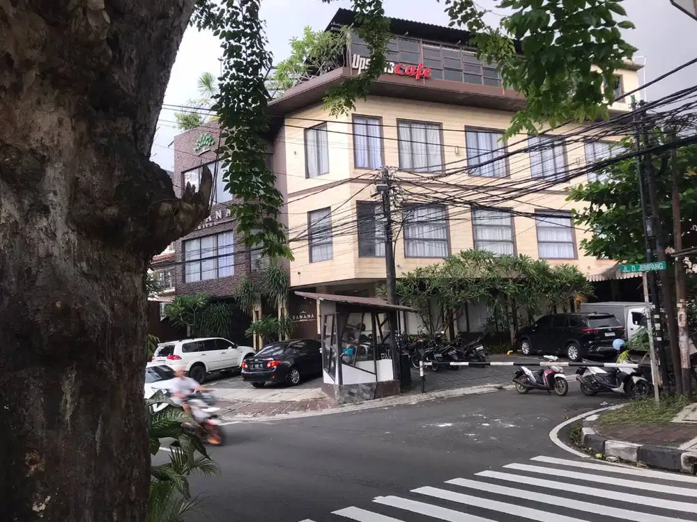 PAVILIUN DISEWAKAN LOKASI SUPER STRATEGIS (BENDUNGAN HILIR)