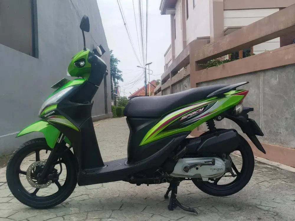 Honda Spacy 2011 stater tokcer exs wanita