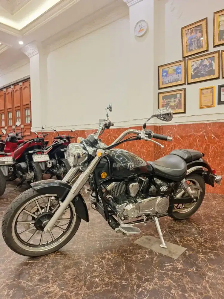 DIJUAL CEPAT MOTOR SM V16 250CC MALAYSIA KM.RENDAH / MOTOR MULUS HALUS