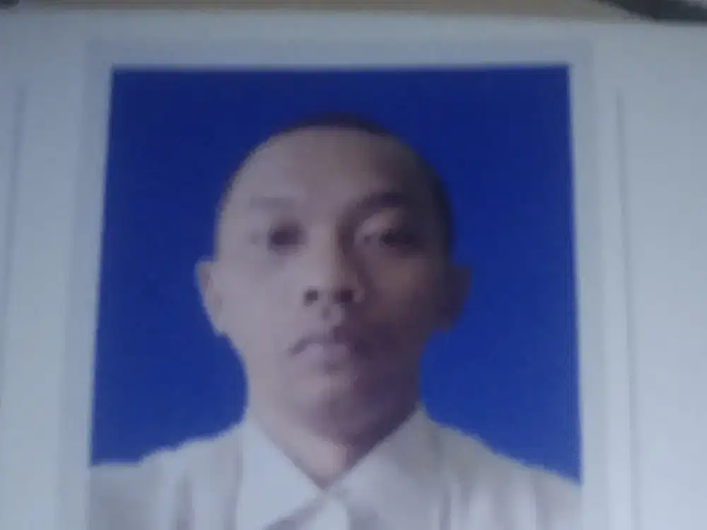 MENCARI PEKERJAAN KURIR MOTOR