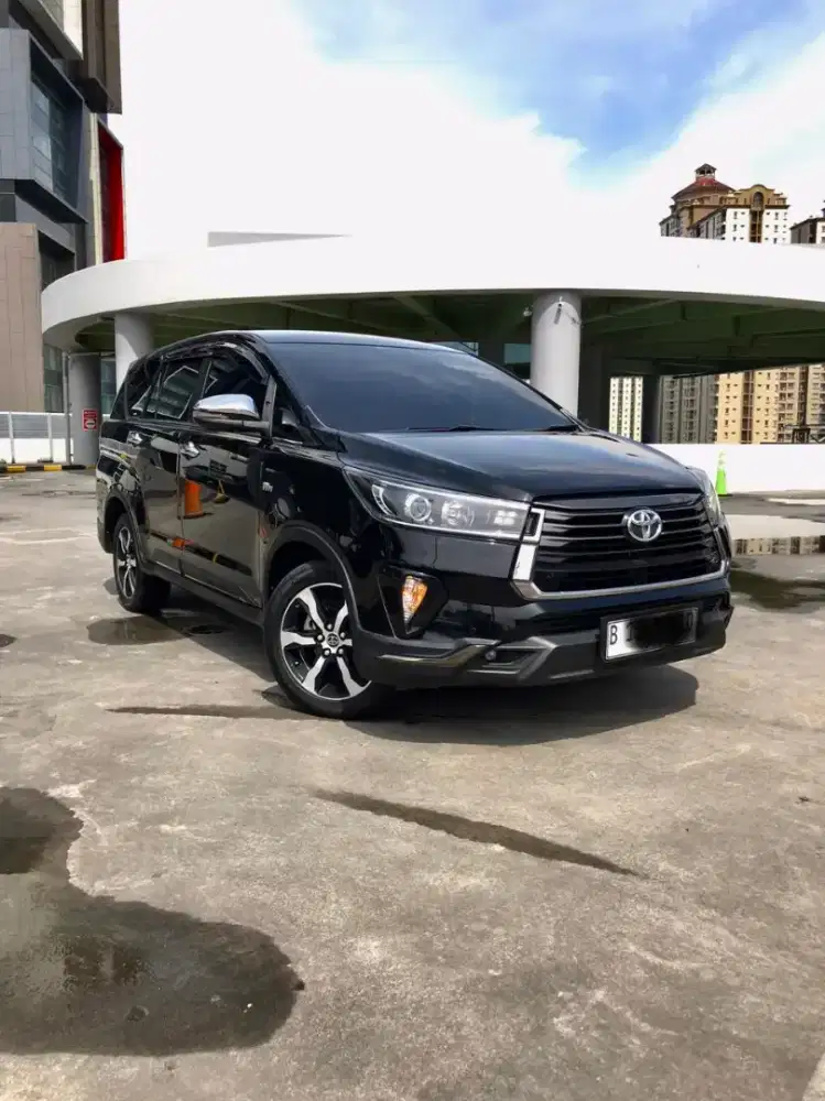 Toyota Venturer 2.0 Bensin AT Th 2020 Bln 12 Hitam Terawat Sekali!!