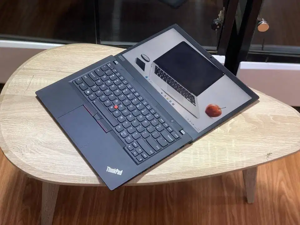 Lenovo Thinkpad P14s Gen 1 Corei7-10610U Gen 10 Dual Vga Nvidia Quadro