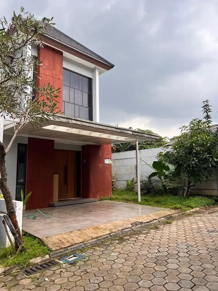 Rumah Dalam Cluster 15 mnt ke Pondok Indah