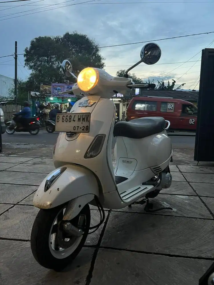 PIAGGIO VESPA MATIC VESPA LX 150 INJECTION 2013