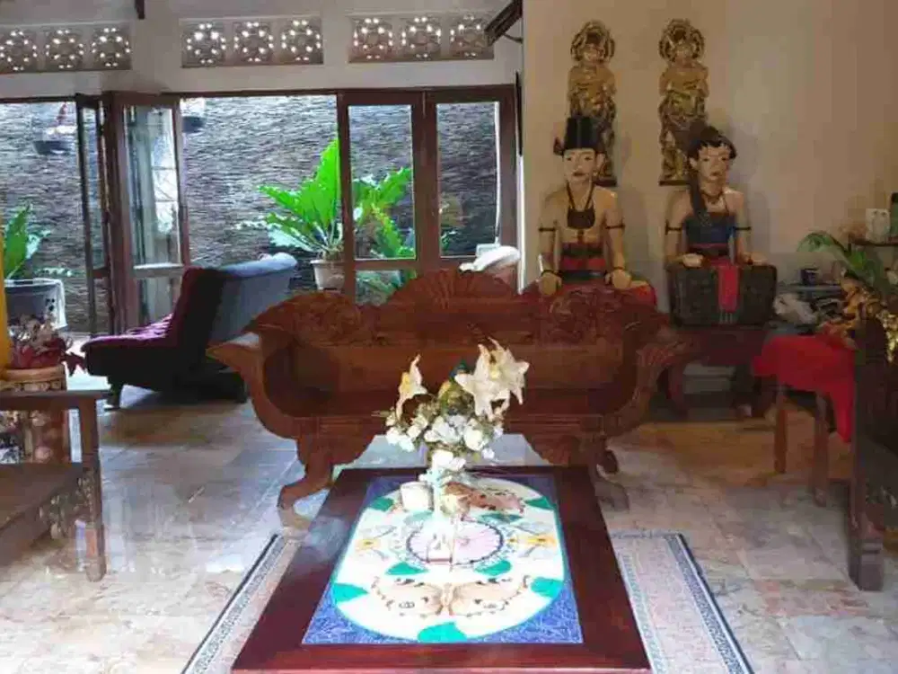 Sale Rumah 2lt 311m2 Strategis Hny 100mtr Ke Mall Living World Jl5mtr