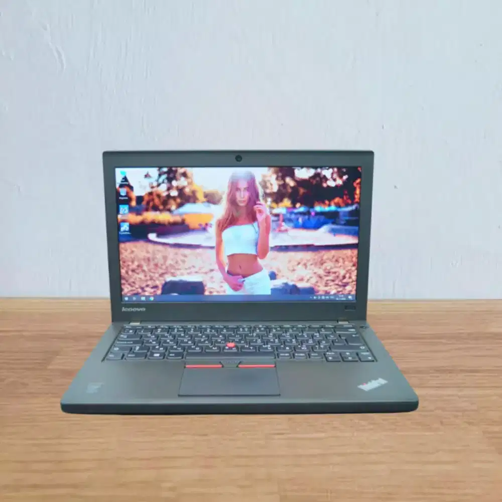 Lenovo Thinkpad x250 i5 ram 8gb • 256gb hitam kondisi baru  ...