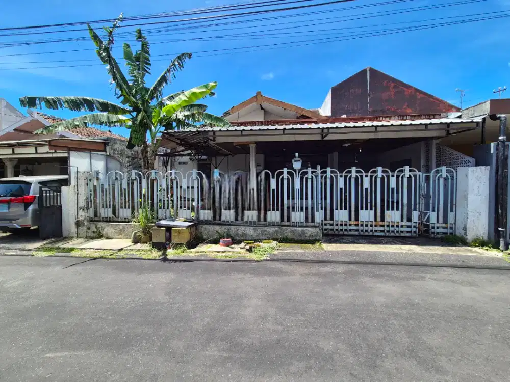 Rumah Murah Luas 150 m2 di Area Kost Candi Mendut Suhat