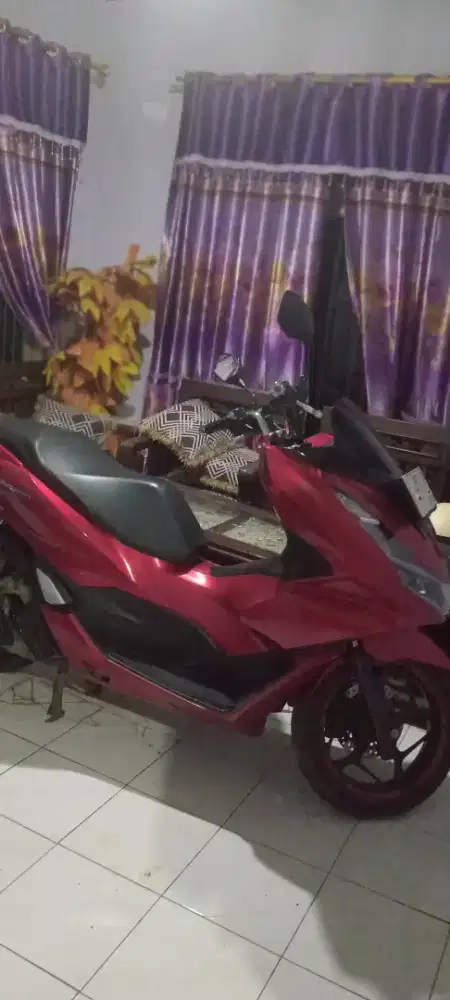 Honda pcx thn 2023